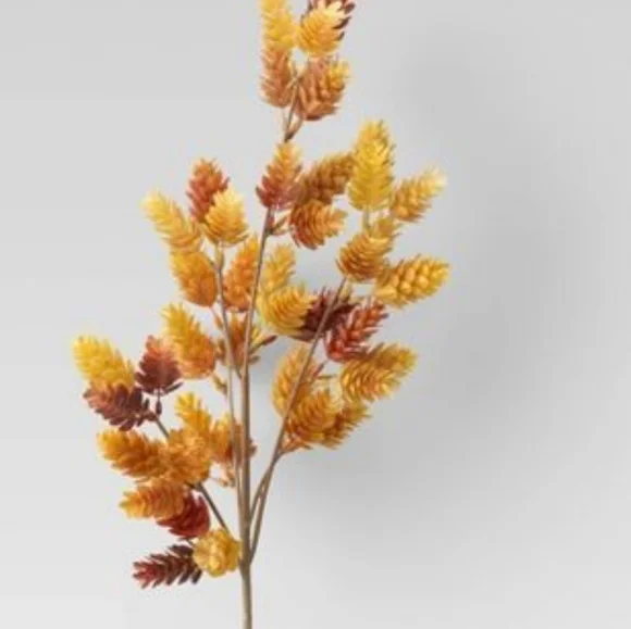 28" Artificial Hops Stem - Threshold™ - Picture 4 of 8